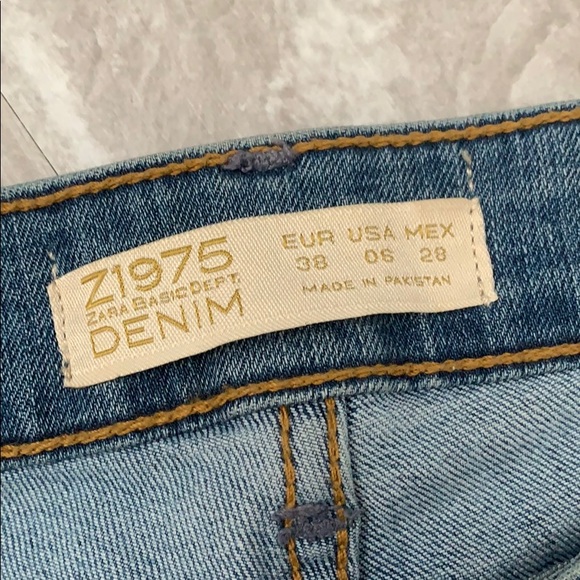 Zara Basic Denim - Picture 3 of 6